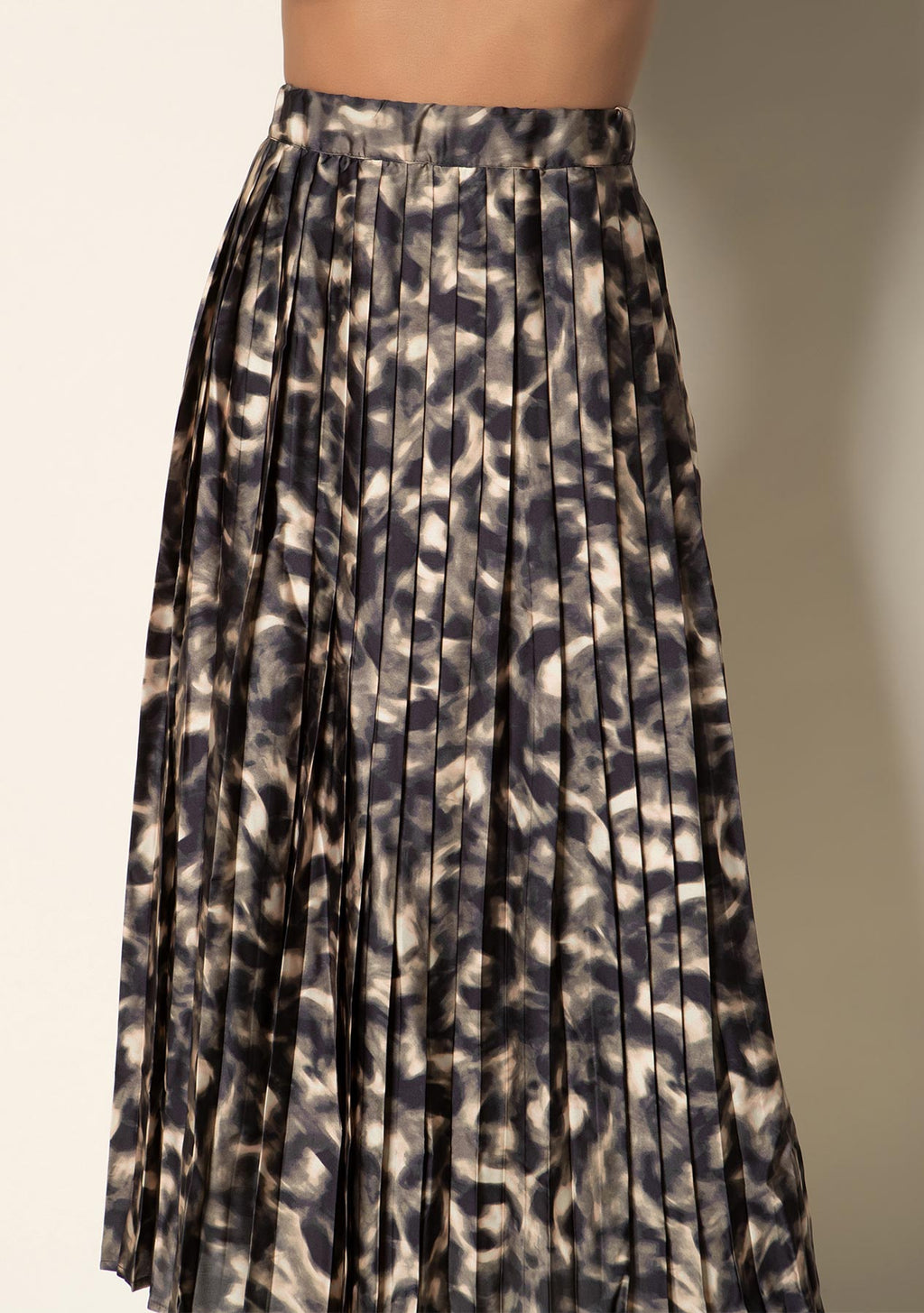 Tie dye pleated skirt by boutique sales