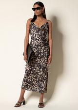 ABSTRACT TIE DYE ANIMAL