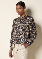 ABSTRACT TIE DYE ANIMAL