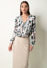 RADIATING BRUSHSTROKE