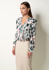 RADIATING BRUSHSTROKE