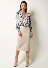 RADIATING BRUSHSTROKE